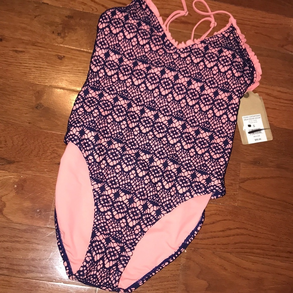 NWT one piece swimsuit Small
